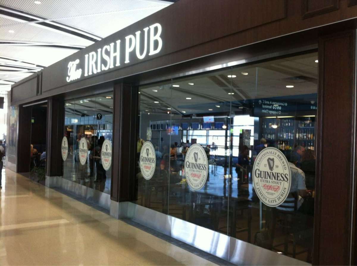 The Irish Pub restaurant entrance.