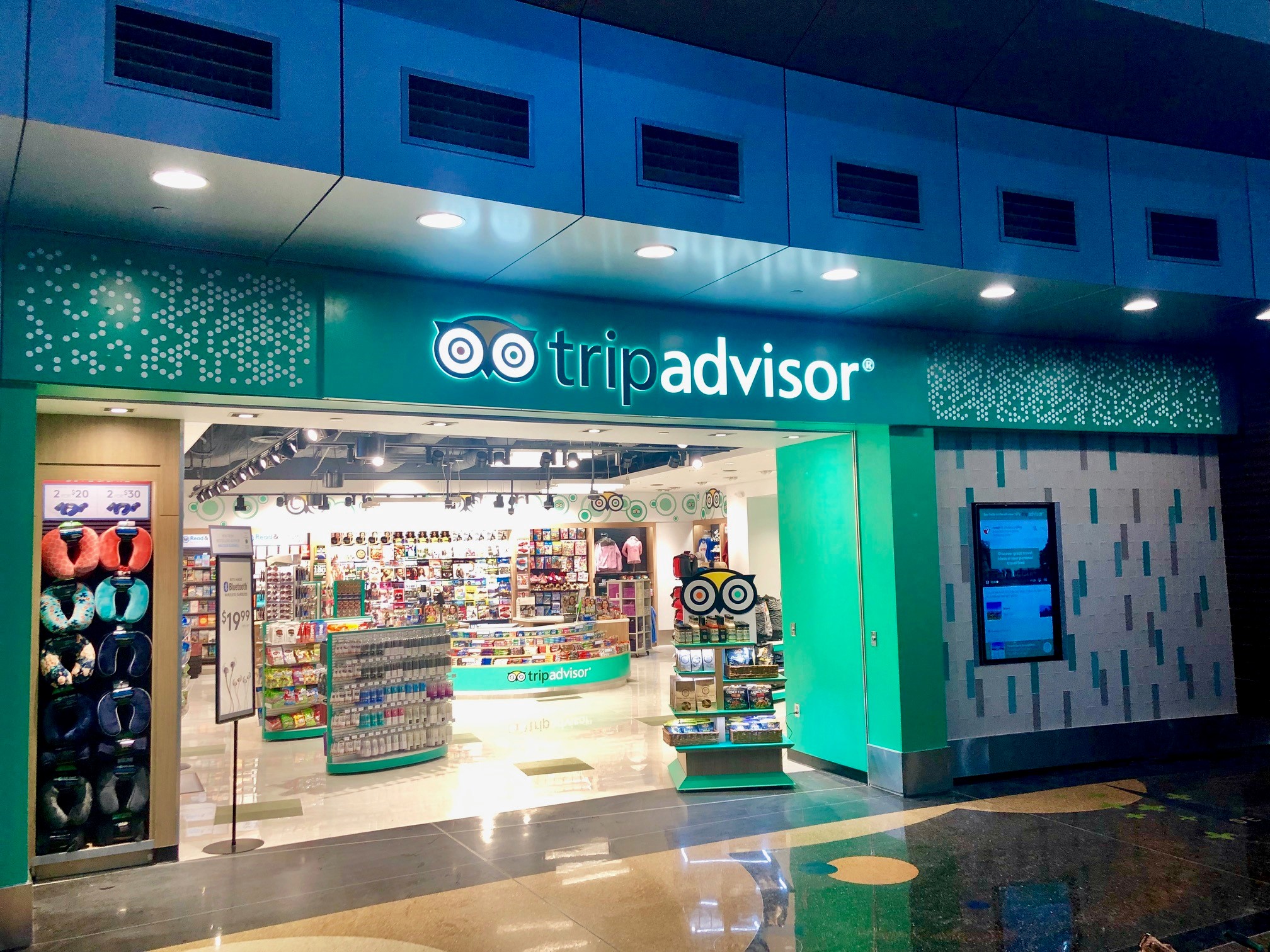Trip Advisor retail storefront